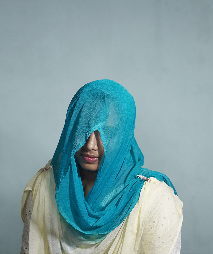 Girls Not Child Brides photographed by Jouk Oosterhof for Linda Magazine 