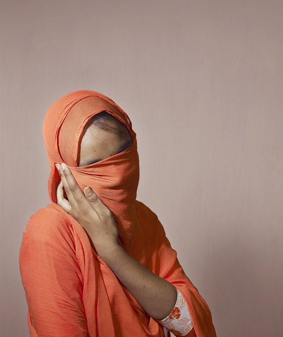 Girls Not Child Brides photographed by Jouk Oosterhof for Linda Magazine 